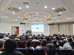 华胜商会：信息与培训服务的领航者